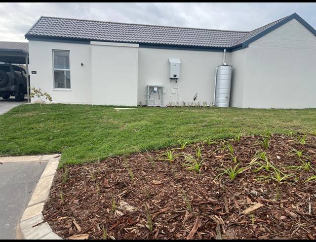 2 BEDROOM FREESTANDING TO LET IN LALELA ESTATE